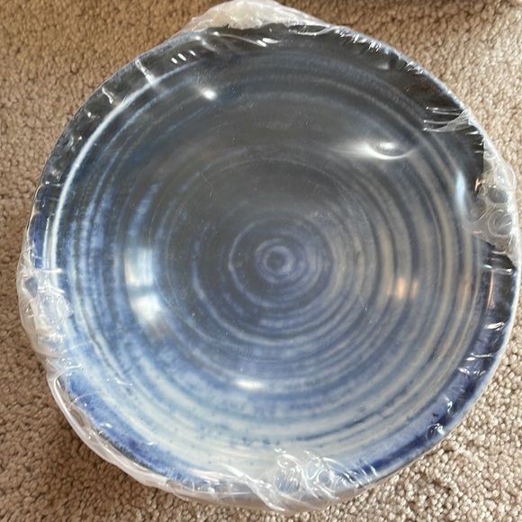 Brand New Set of 4 Porcelain Bowls 17 Ounce Microwave and Dishwasher Safe - Picture 8 of 13